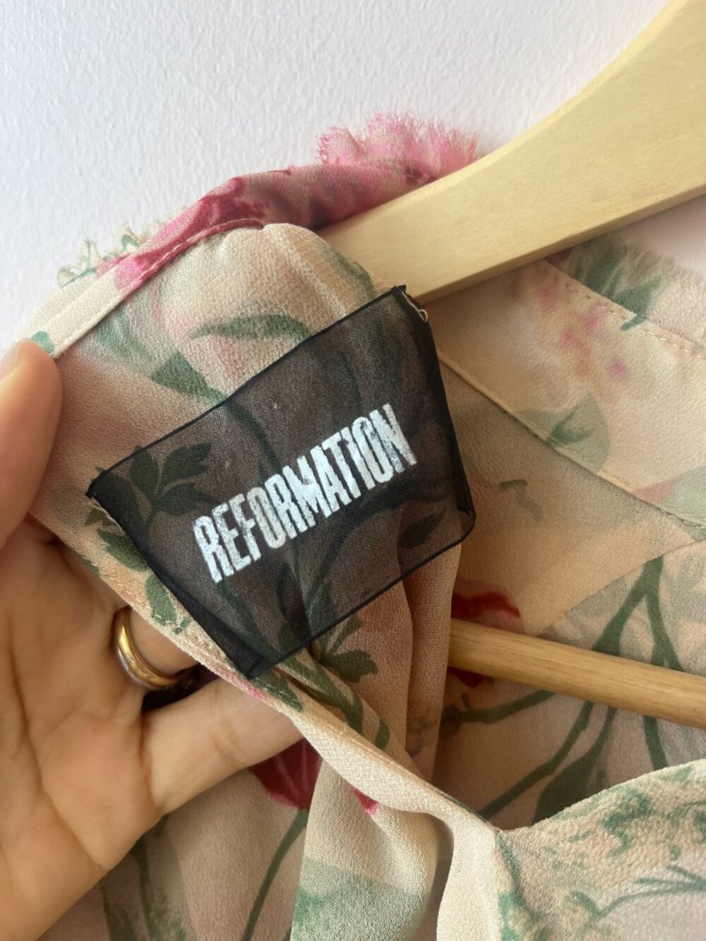 Reformation Floral Top, size 4 - Picture 4 of 8